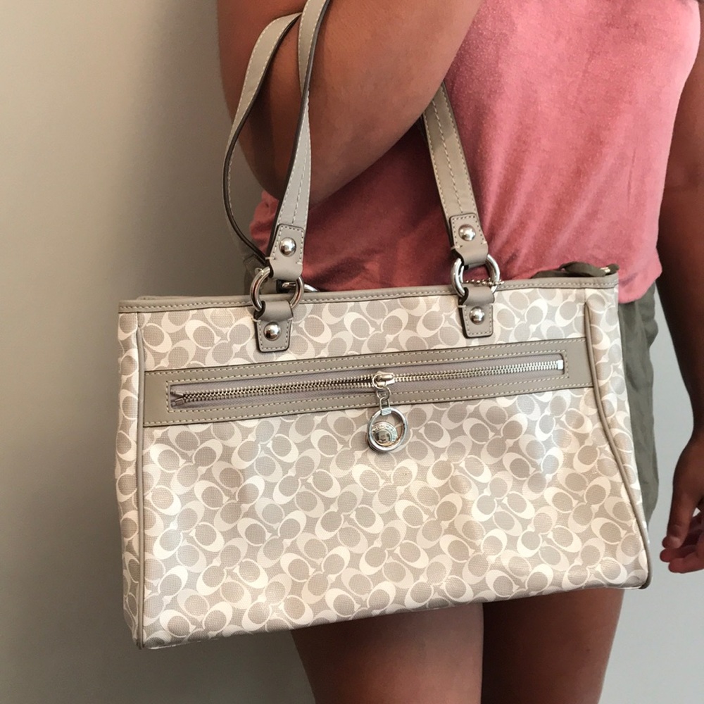 retro AUTHENTIC COACH purse early 2000s